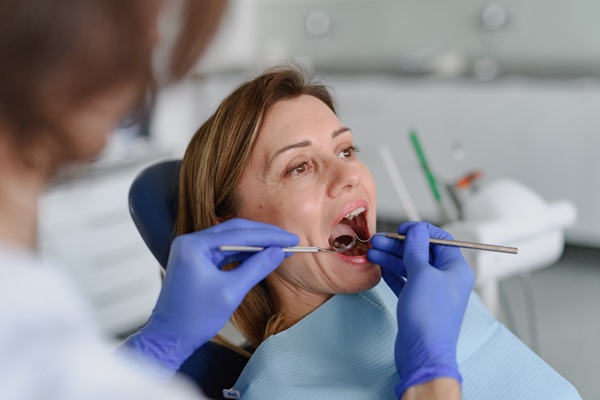 How Endodontics Helps Preserve The Natural Smile